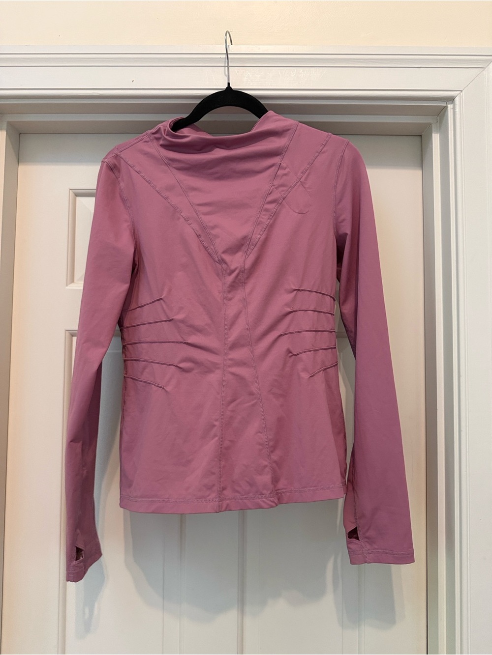Lululemon Pleated Long Sleeve Yoga Top
Size 8 - Dusty Rose/Pink